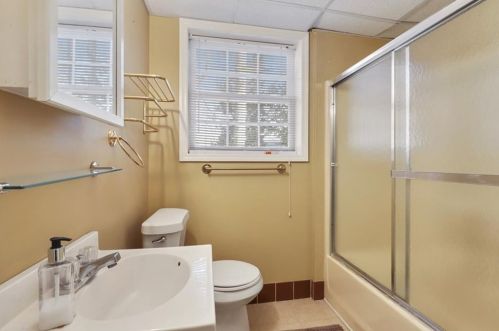 4955 Conover Dr, Atlanta GA 30338-4939 exterior