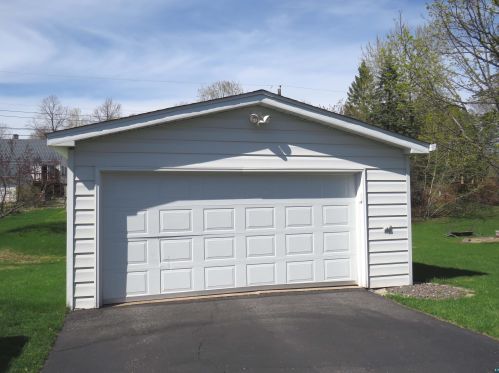 4211 Dodge St, Duluth MN 55804-1448 exterior