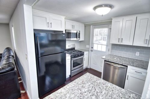 28 High St, Torrington CT 06790-6316 exterior