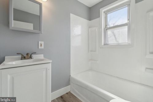 619 5 St, Chester PA 19013-3809 exterior