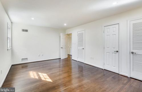 10409 Gainsborough Rd, Rockville MD 20854-2510 exterior