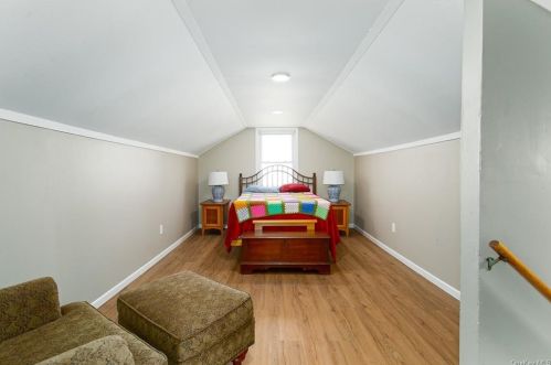 7 Stanley St, Poughkeepsie NY 12603-1429 exterior