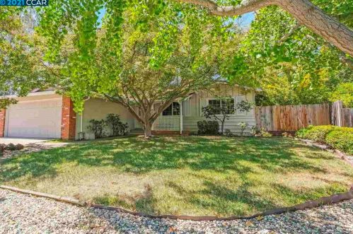 5422 Louisiana Dr, Concord, CA 94521-4625