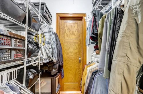 2197 79, Milwaukee WI 53219-1706 exterior