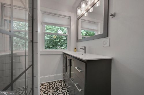 1023 Clay St, Lancaster PA 17603-2609 exterior