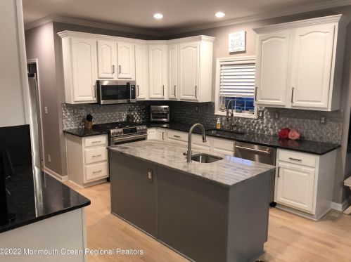 820 Bowline Dr, Lacey NJ  08731-3006 exterior