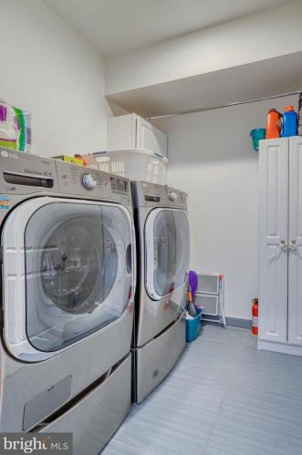 606 Christian St, Philadelphia PA 19147-2901 exterior