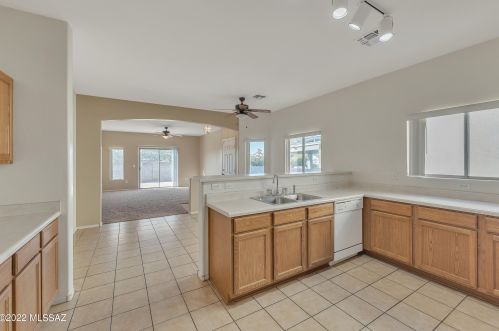 3538 Drexel Manor Stra, Tucson AZ  85706-1985 exterior