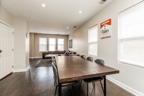 938 Noble St, Chicago IL  60642-5303 exterior