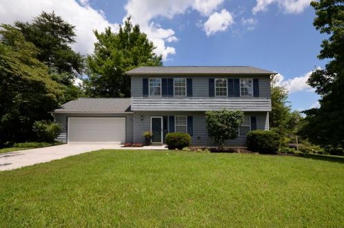 1300 Candlewick Rd, Knoxville, TN 37932-3601