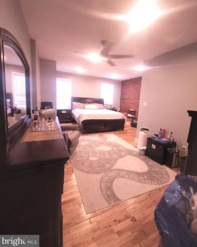 1124 Fillmore St, Philadelphia PA 19124-2927 exterior