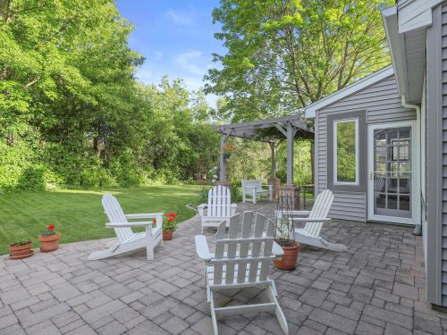 11955 Rebecca Ct, Milwaukee WI 53228-1888 exterior