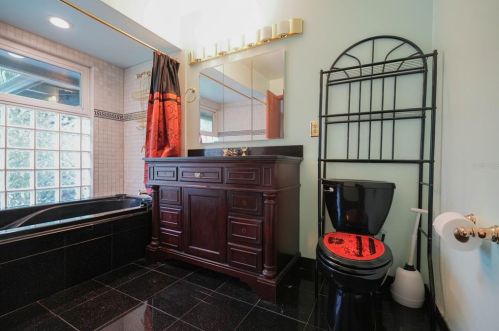 125 Spg Vly Loop, Altamonte Springs FL 32714-6502 exterior