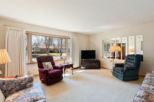 7534 53rd St, Milwaukee, WI 53223-4808