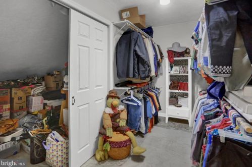 181 Primrose Ln, Hanover PA 17331-5211 exterior