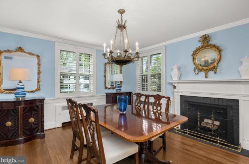 5103 Duvall Dr, Bethesda MD 20816-1871 exterior