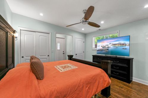 8354 Kilpatrick Ave, Chicago IL 60652-3517 exterior