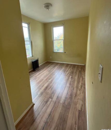 458 6th Ave, Mount Vernon NY 10550-3834 exterior