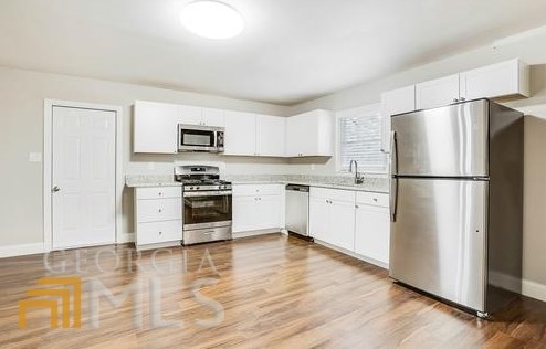 5115 Dublin Dr, Atlanta GA  30331-7804 exterior