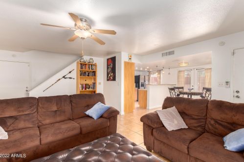 202 Betty Elyse Ln, Phoenix AZ 85032-4254 exterior