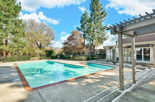 1535 Schenone Ct, Concord CA 94521-5290 exterior