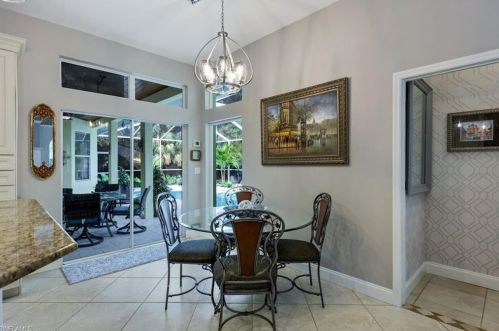 4581 7 Ave, Naples FL 34117-4154 exterior