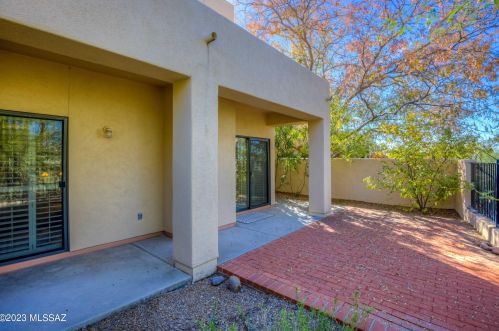 4539 Red Mesa Dr, Tucson AZ  85718-3562 exterior