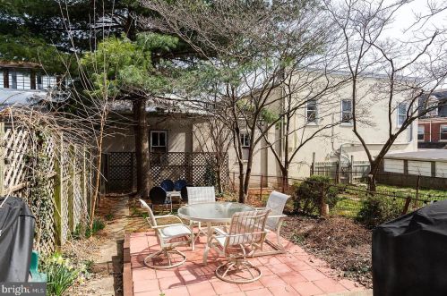 441 Nevin St, Lancaster PA  17603-3360 exterior