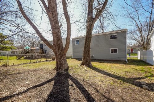 6848 3 Ave, Gary IN 46406-0015 exterior