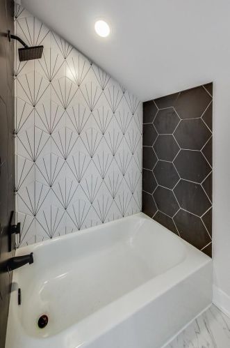 6507 Raven St, Chicago IL  60631-2517 exterior