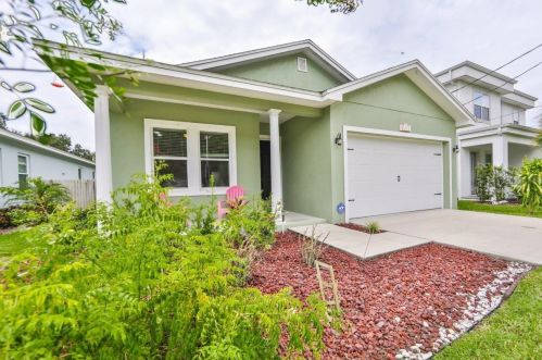 3312 Iowa Ave, Tampa, FL 33611-4616