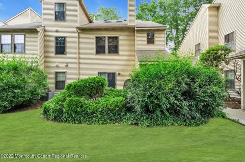 2003 Begonia Ct, Jackson Twp, NJ 08527-4141