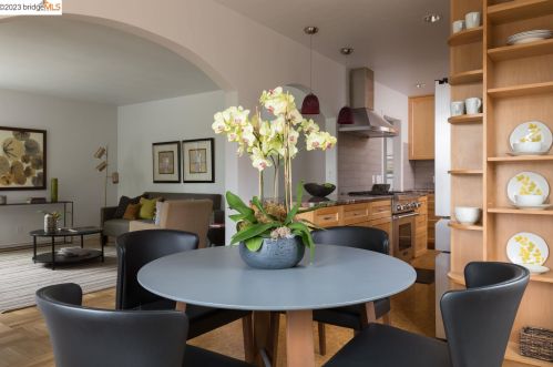 857 Cedar St, Berkeley CA  94710-1840 exterior