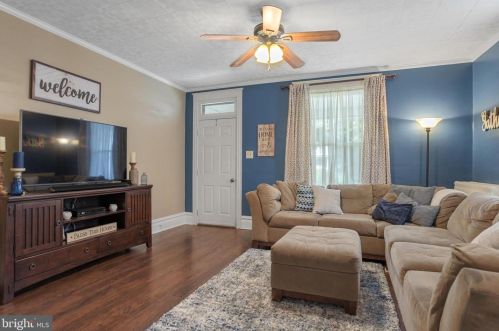 269 High St, Hummelstown PA 17036-1908 exterior