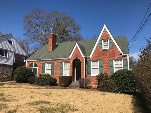 1121 Jefferson Ave, Atlanta, GA 30344-2807