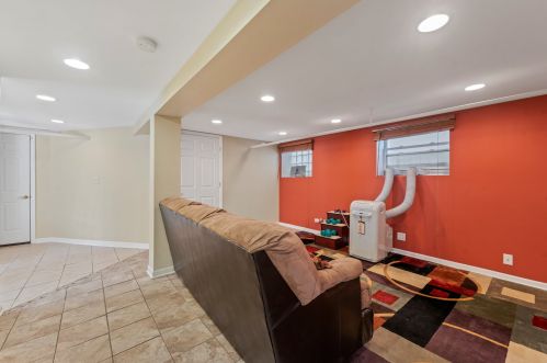 7414 Pr Ave, Chicago IL 60628-3621 exterior