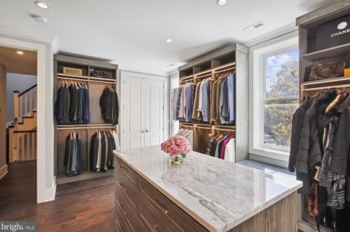 2208 Q St, Washington DC 20001-1955 exterior