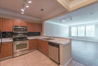 100 1st St, Rockville MD  20851-1354 exterior