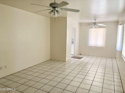 7037 26th Dr, Phoenix AZ  85051-6768 exterior