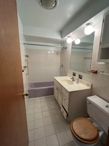 4854 Linder Ave, Chicago IL  60638-1708 exterior