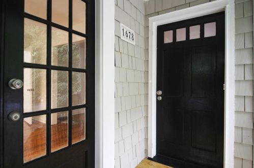 1678 Bridgeport Dr, Atlanta, GA 30318-3332