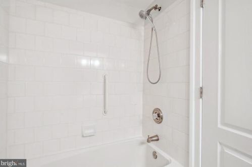 4653 Kirkpatrick Ln, Alexandria VA 22311-4913 exterior