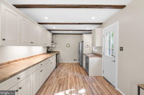 13105 Hathaway Dr, Silver Spring MD 20906-3727 exterior