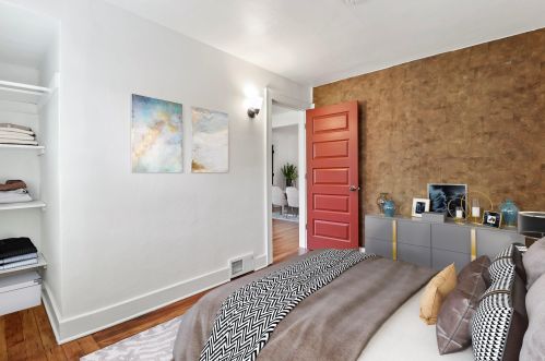 2328 85, Milwaukee WI 53226-1909 exterior