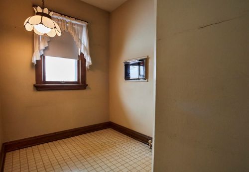 2019 51, Milwaukee WI 53208-1747 exterior