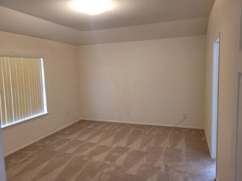 5928 Firethorn Dr, Dallas TX 75249-2803 exterior