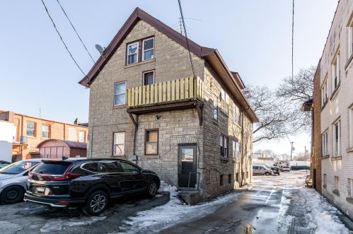 815 22nd St, Milwaukee, WI 53204-1020