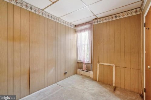 3248 Aramingo Ave, Philadelphia PA 19134-4516 exterior