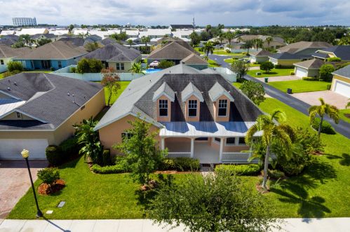 10591 Katrina Way, Fort Pierce, FL 34987-1985