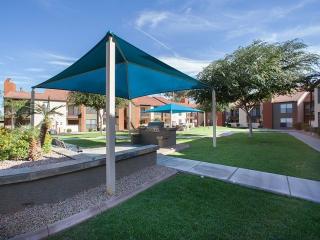 11025 51st St, Phoenix AZ  85044-1726 exterior